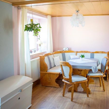 Lunzenau Ferienwohnung Am Kugelbaum מראה חיצוני תמונה